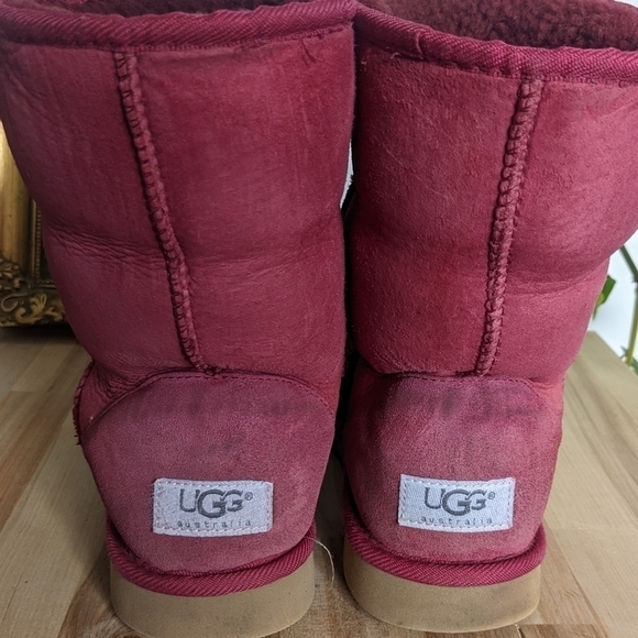 VINTAGE Short UGGs Cranberry Y2K 8 - Picture 3 of 10